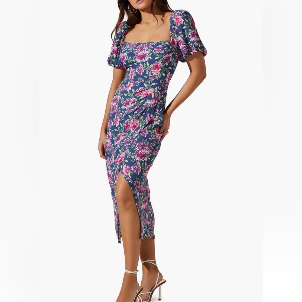 ASTR the Label Puff Sleeve Front Slit Midi Dress